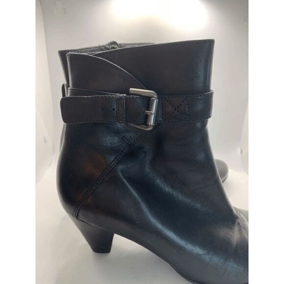 ECCO Black Boot - Picture 5 of 10